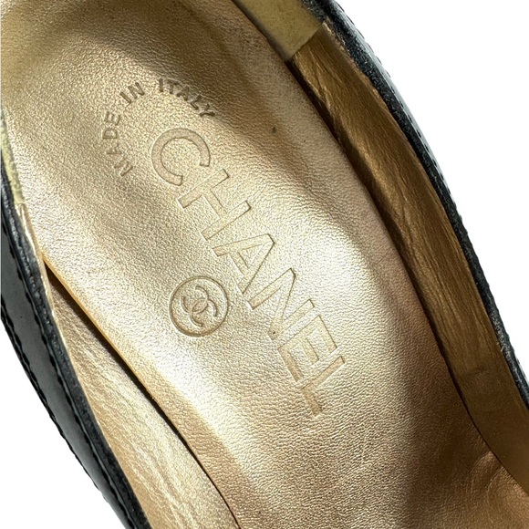 CHANEL Interlocking CC Black Leather Vintage Heeled Pumps Made in Italy 36-6US - Picture 8 of 16